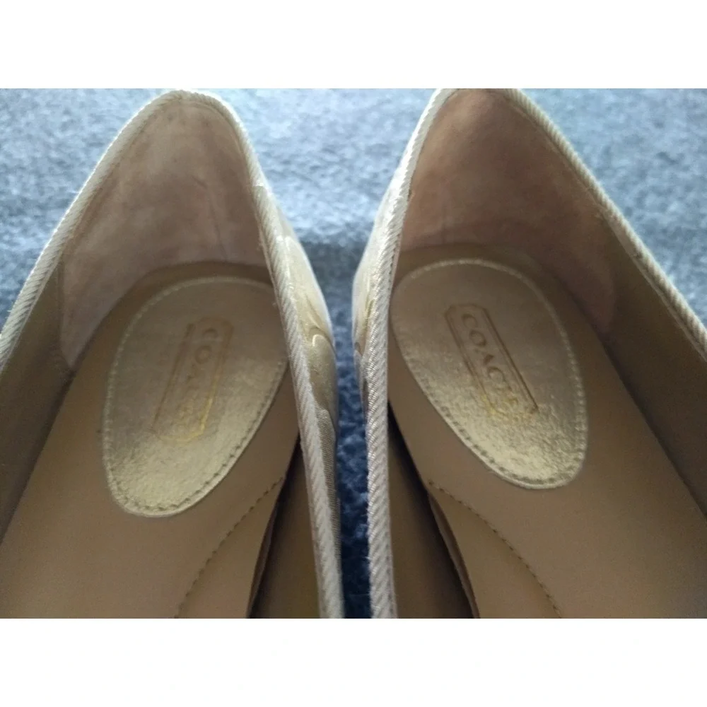 Coach Ballet Flats Womens 8 Dahlila Gold Embossed Signature C Logo Shoes NEW